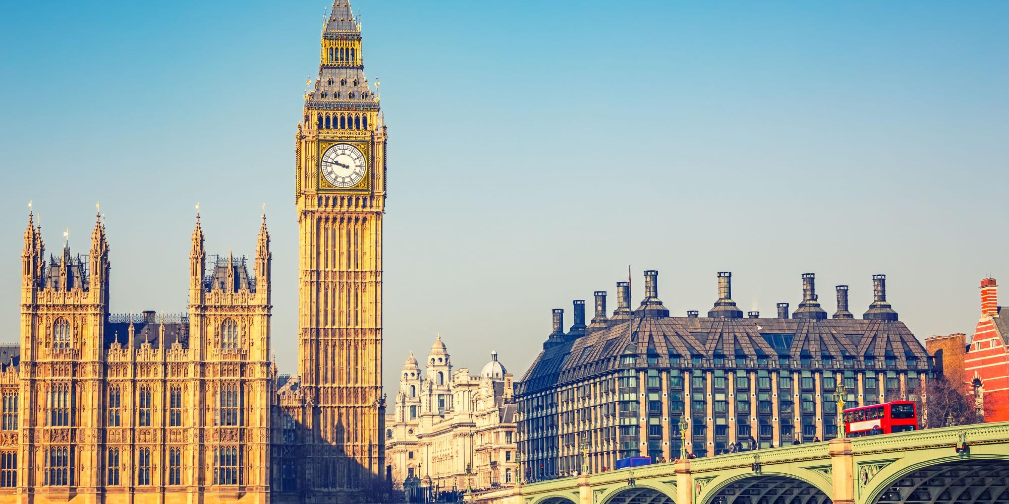 kaplan-alpadia-summer-camp-london-city-hero