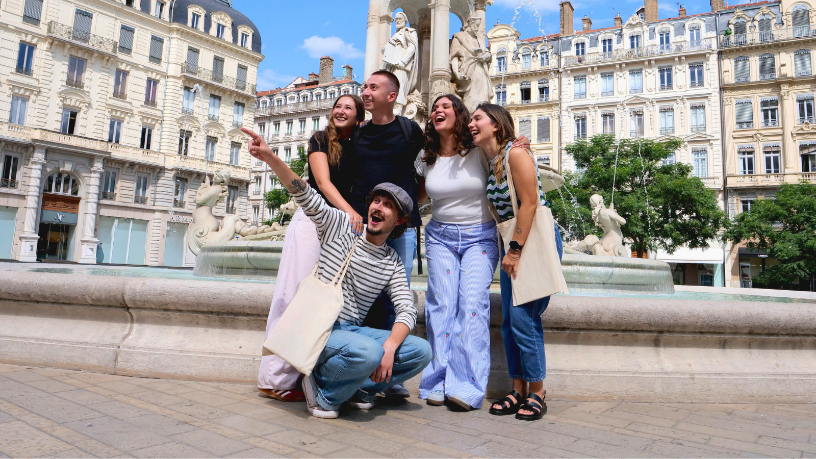 LANDING-PAGE-HERO-IMAGE FRENCHLY