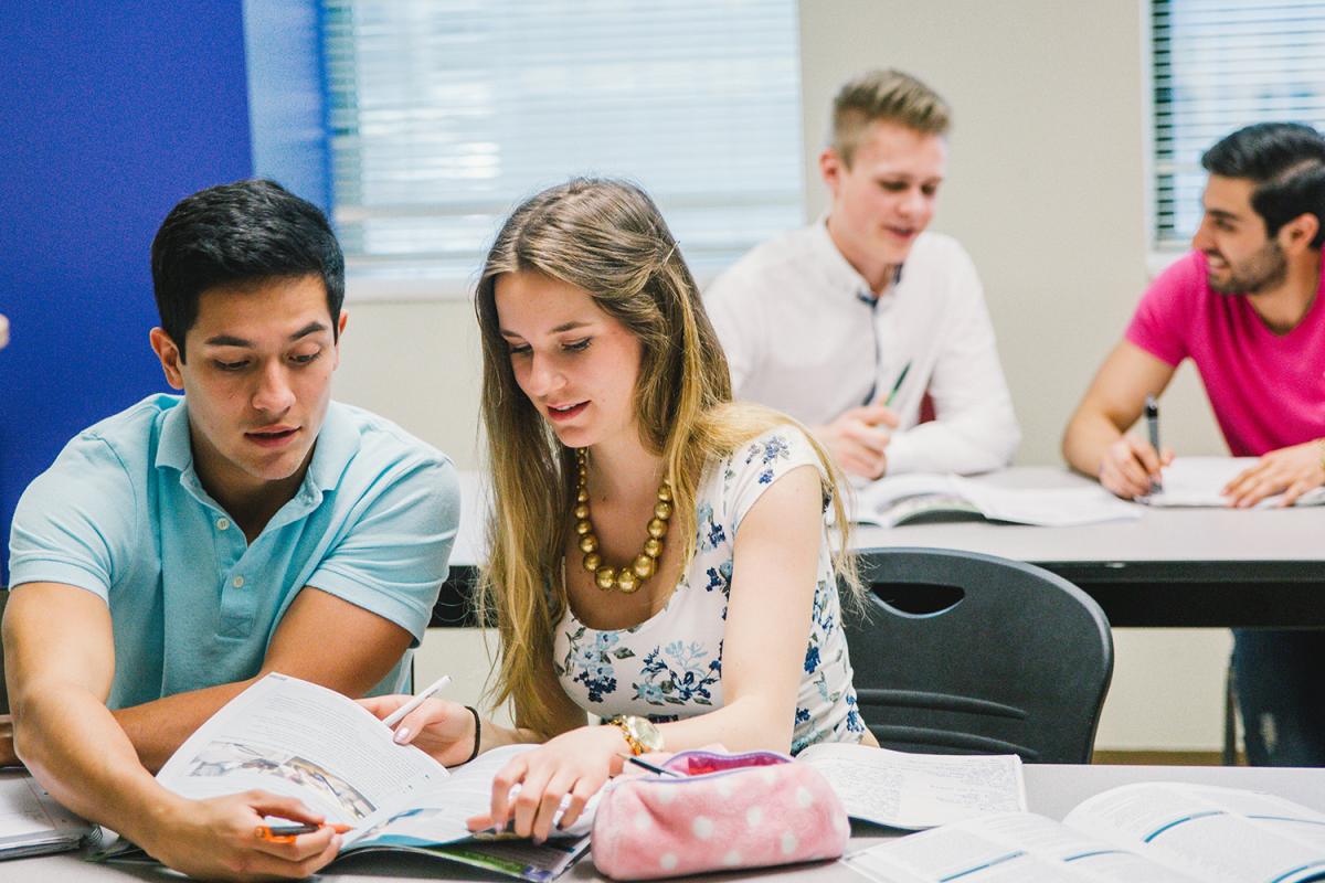 Academic English in Canada Kaplan International